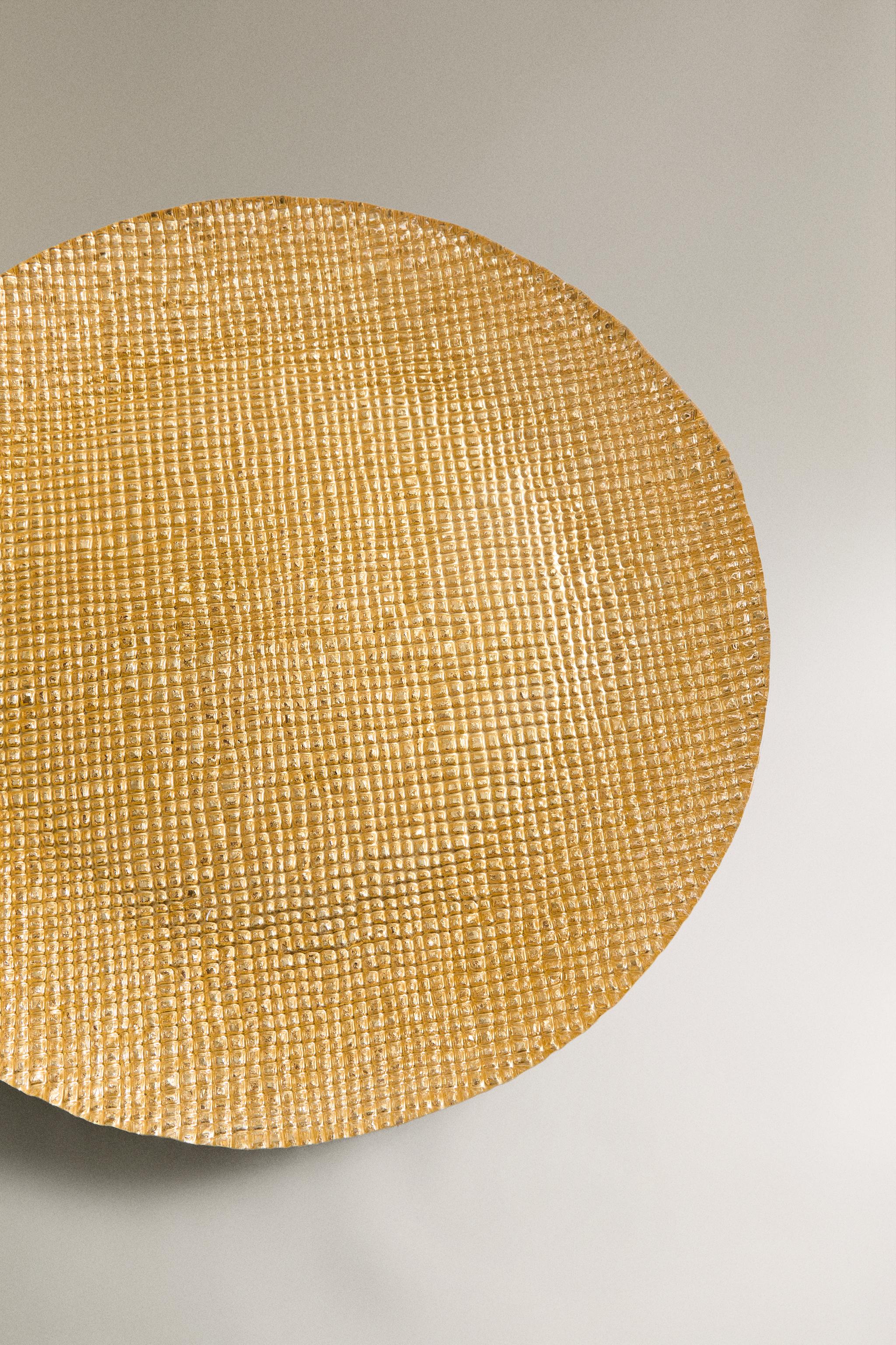 SOUS-ASSIETTE EN VERRE IRRÉGULIER DORÉ